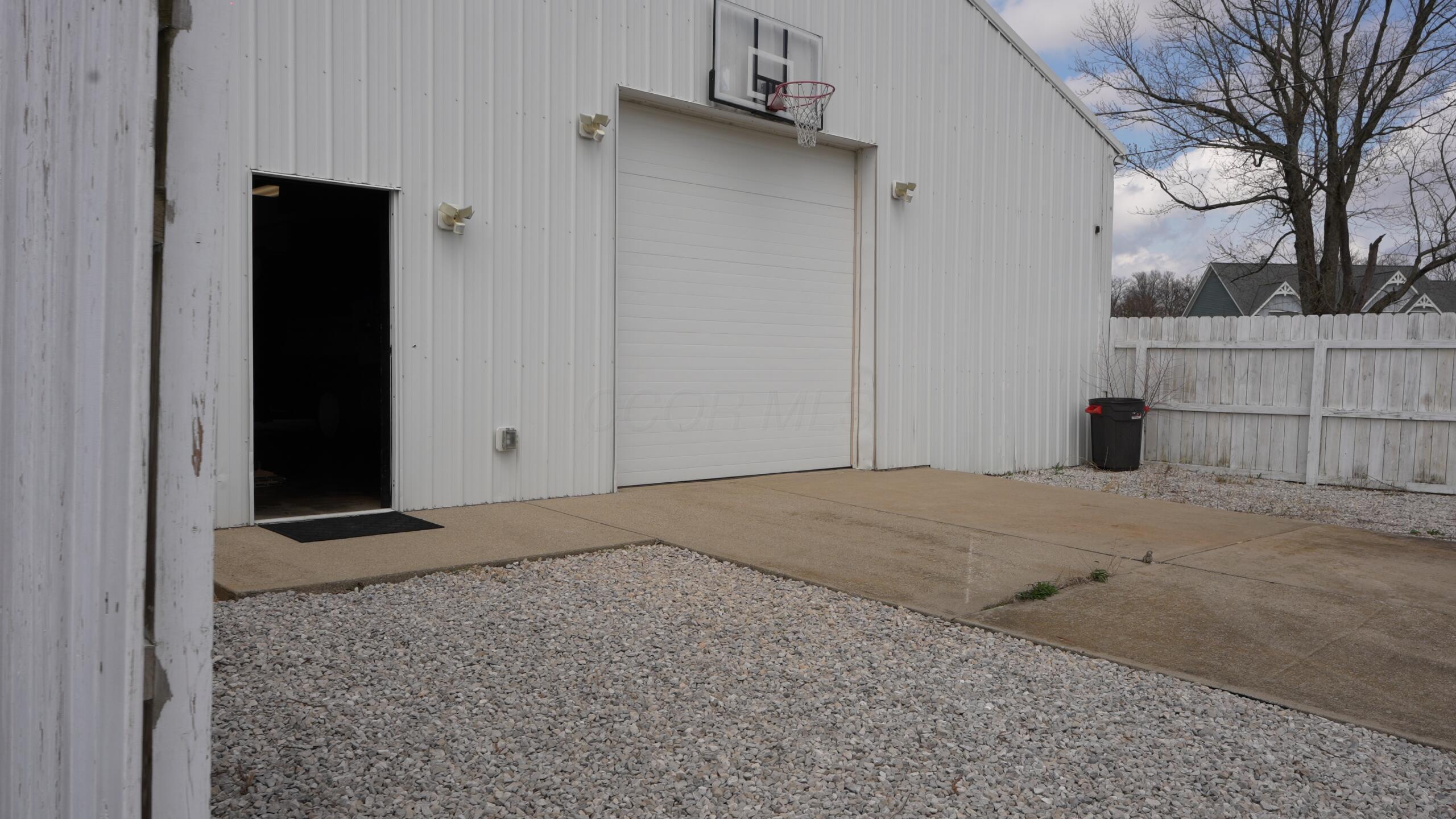 2725 Summit Road Southwest Pataskala, OH 43062 - Photo 3 of 44 0407