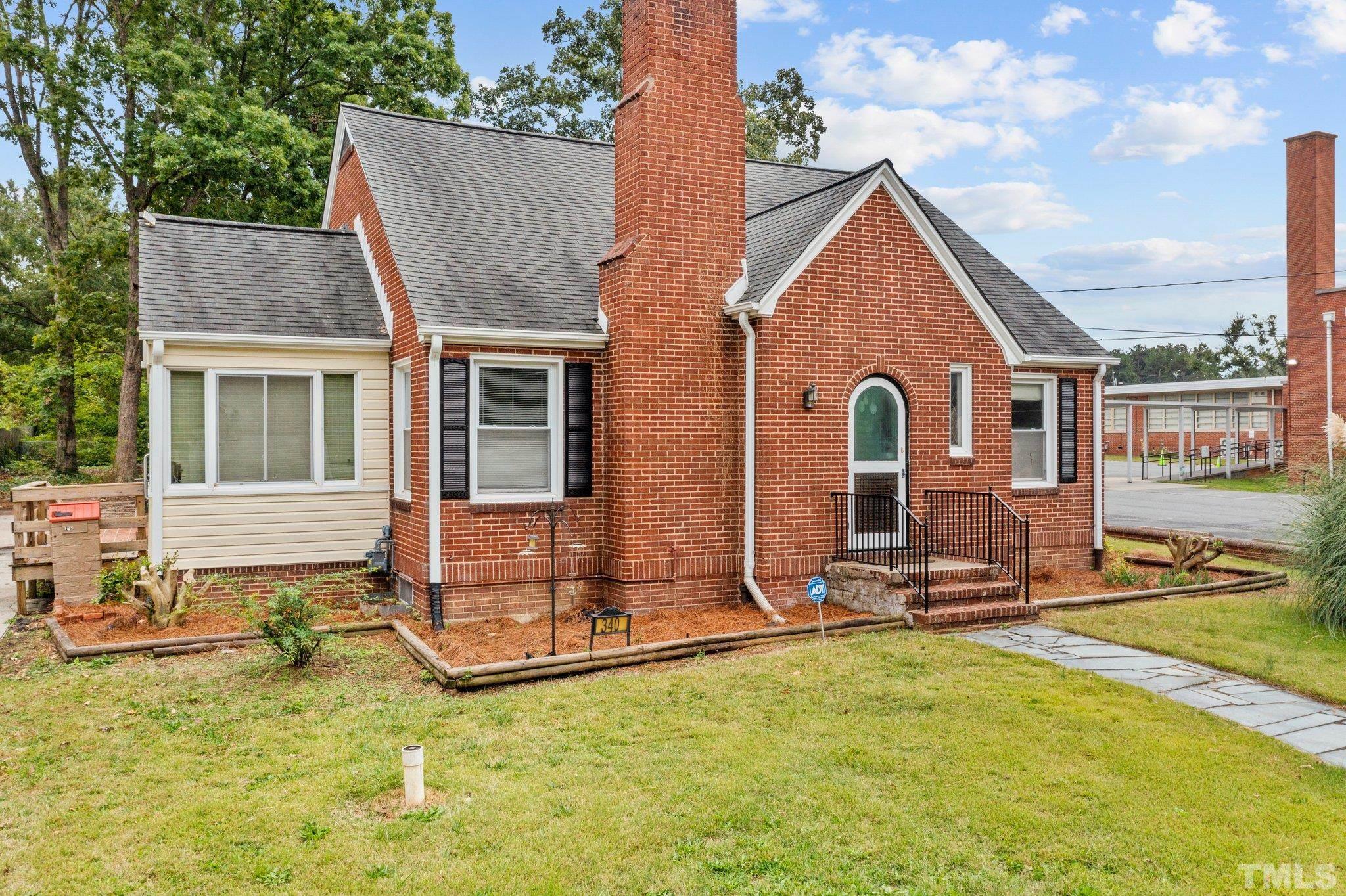 340 South Morgan Street Roxboro, NC 27573 - Photo 1 of 28
