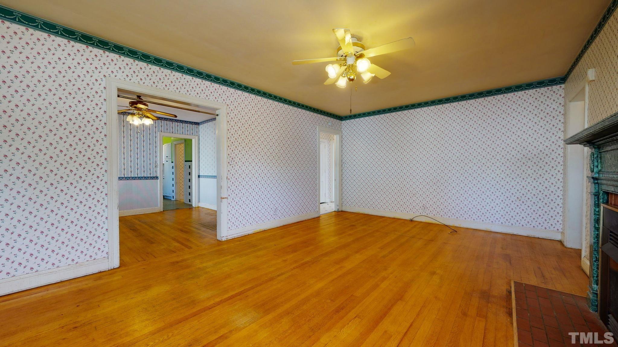 340 South Morgan Street Roxboro, NC 27573 - Photo 7 of 28