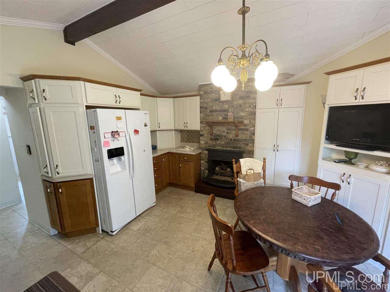 5340 12th Road Escanaba, MI 49829 - Photo 29 of 38
