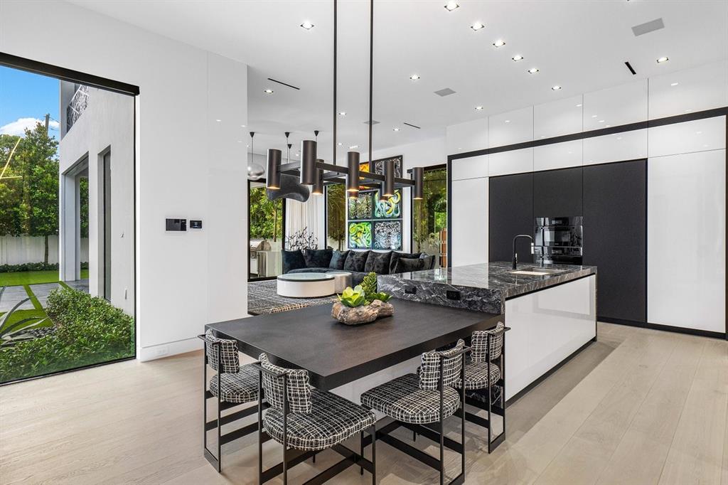 202 Northwest 7th Street Delray Beach, FL 33444 - Photo 13 of 100