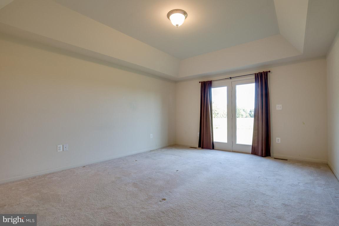 5092 Ebenezer Church Road Midland, VA 22728 - Photo 16 of 30 1st Floor Large Master w/tray ceilings