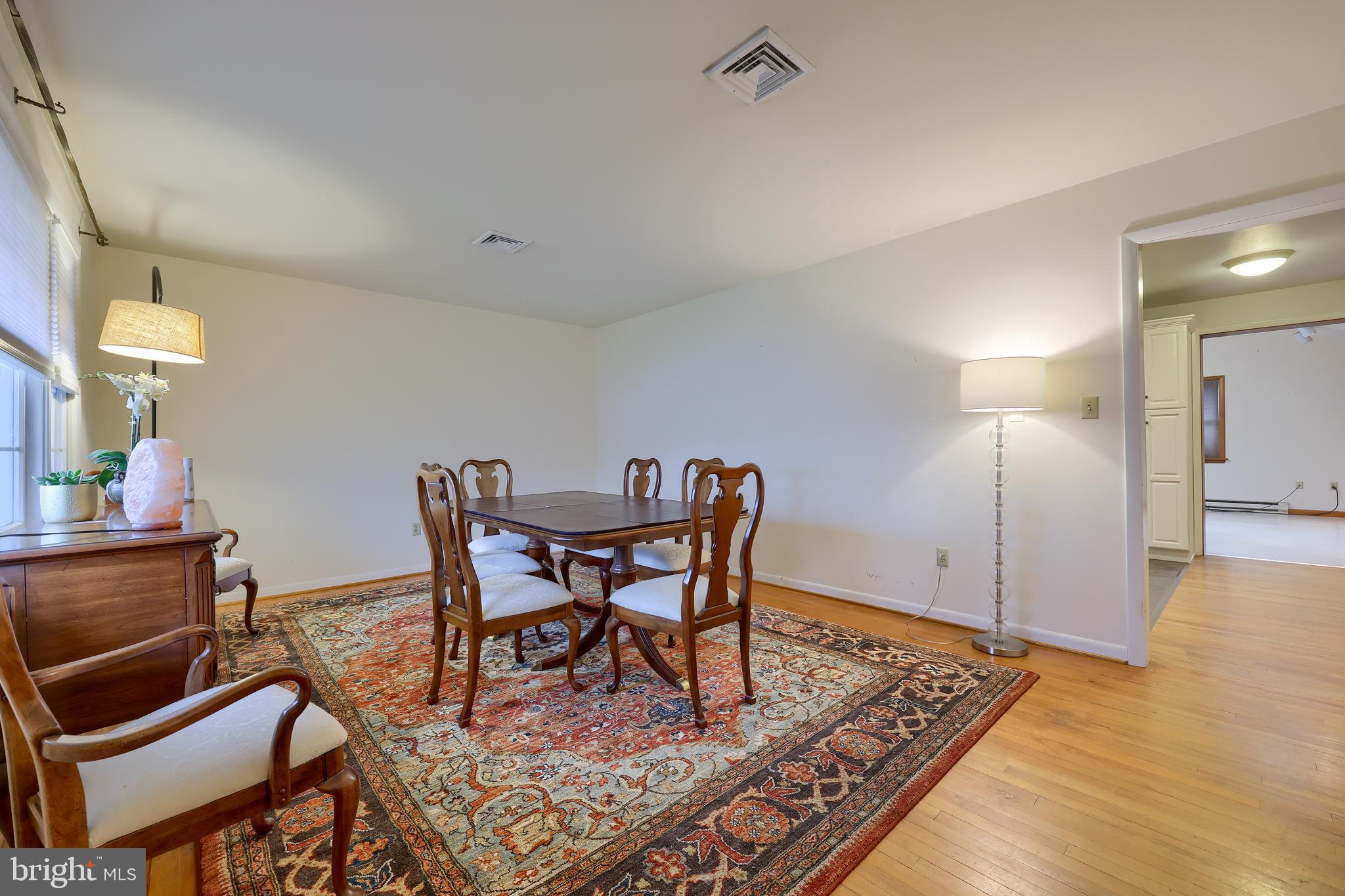585 Ridgeview Avenue Elizabethtown, PA 17022 - Photo 4 of 22 Gallery Image 4