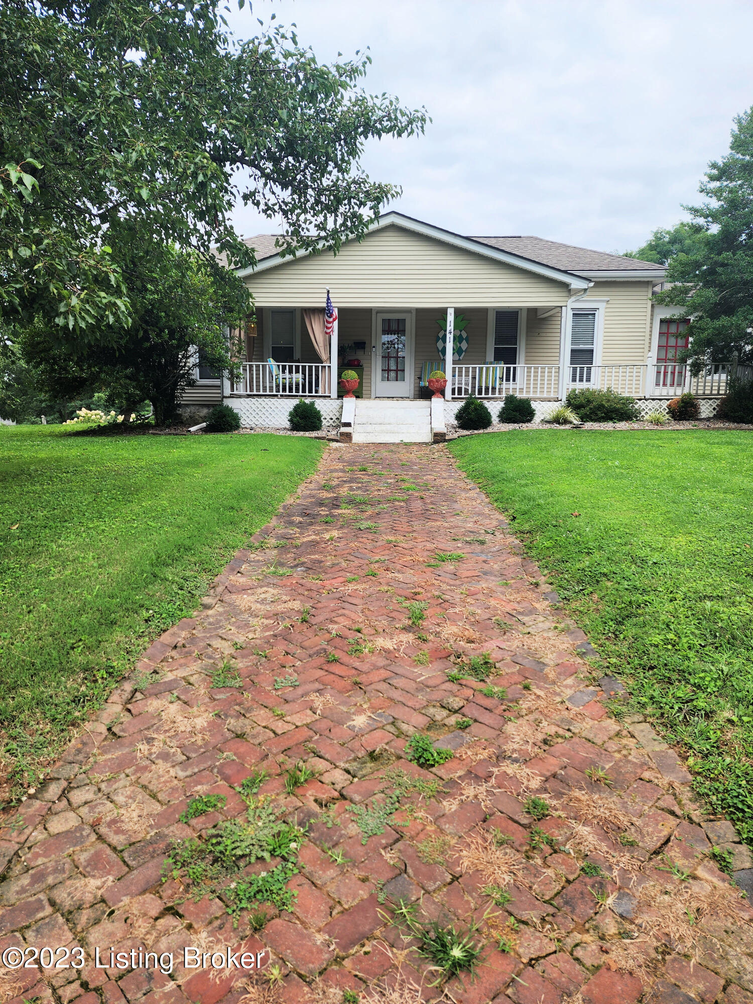 141 Lebanon Hill Road Springfield, KY 40069 - Photo 1 of 16 Front Main View
