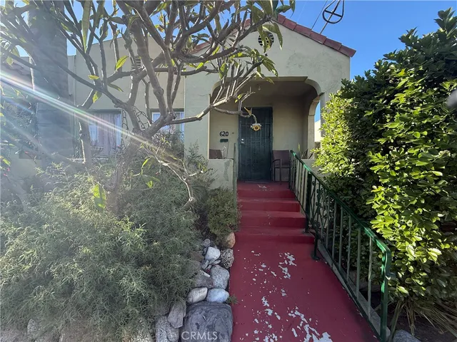 $744,900 | 620 West 8th Street, San Pedro, CA 90731