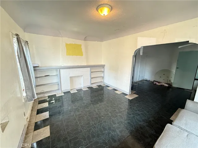 $744,900 | 620 West 8th Street, San Pedro, CA 90731