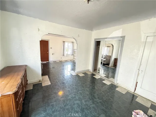 $744,900 | 620 West 8th Street, San Pedro, CA 90731