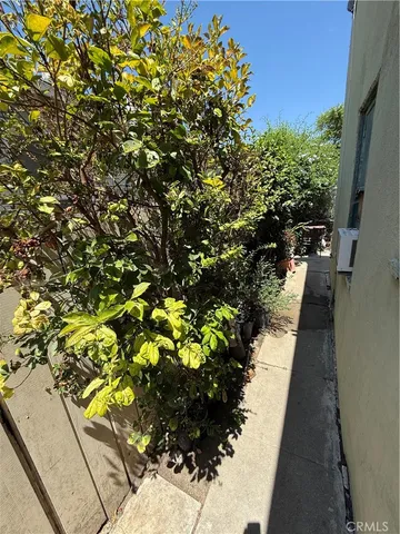 $744,900 | 620 West 8th Street, San Pedro, CA 90731