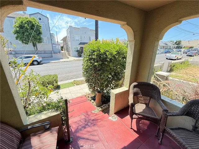 $744,900 | 620 West 8th Street, San Pedro, CA 90731