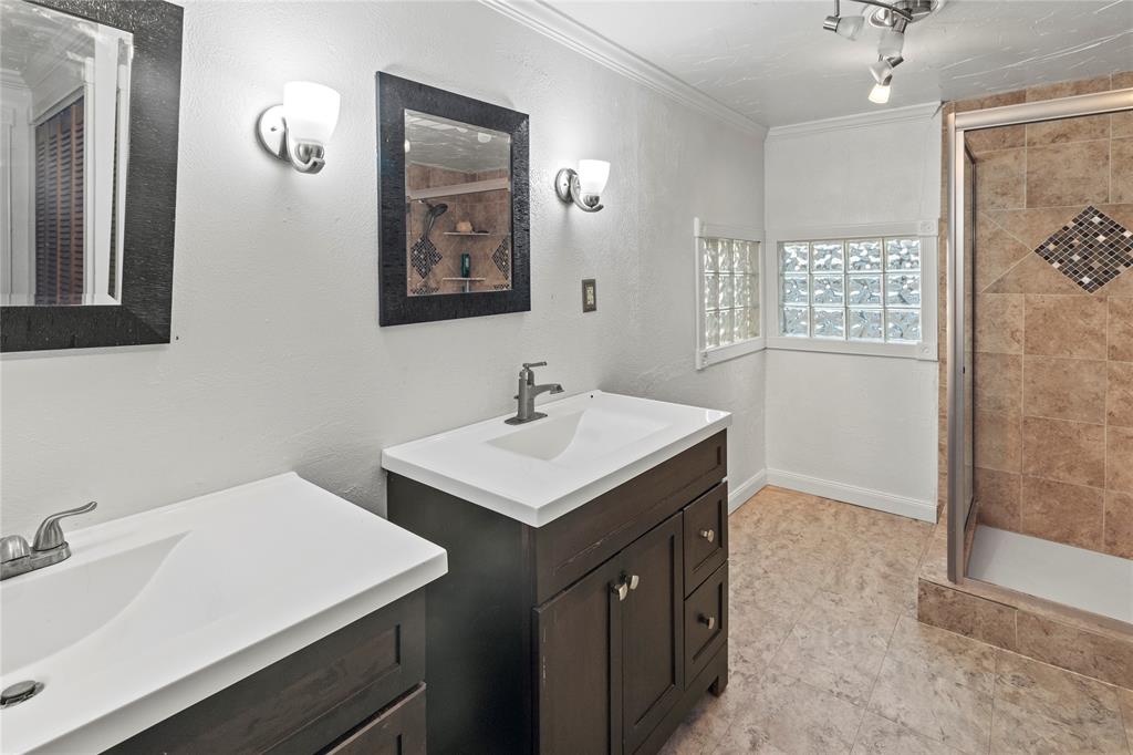 1032 Forgotten Lane Alvarado, TX 76009 - Photo 14 of 23