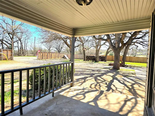 $2,400 | 1032 Forgotten Lane, Alvarado, TX 76009