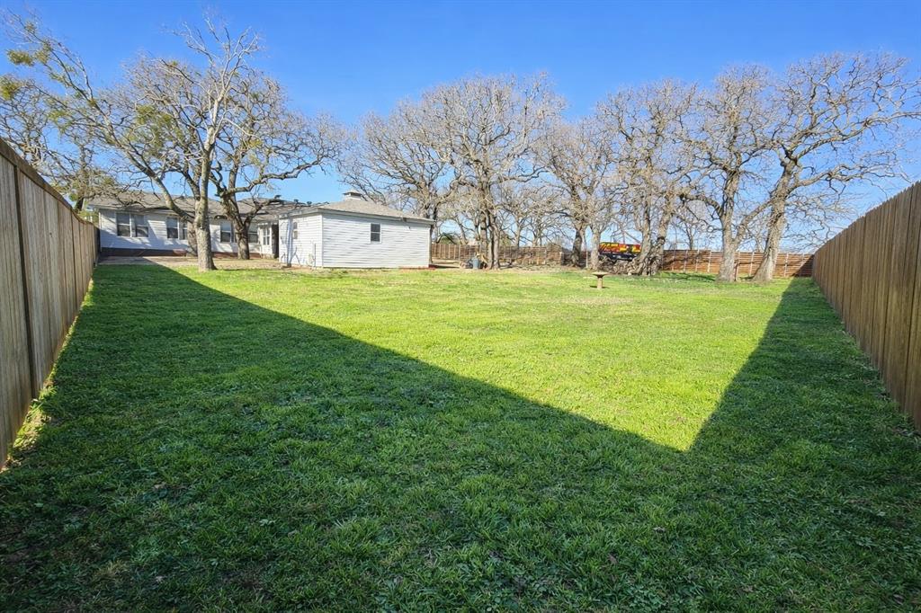 1032 Forgotten Lane Alvarado, TX 76009 - Photo 5 of 23