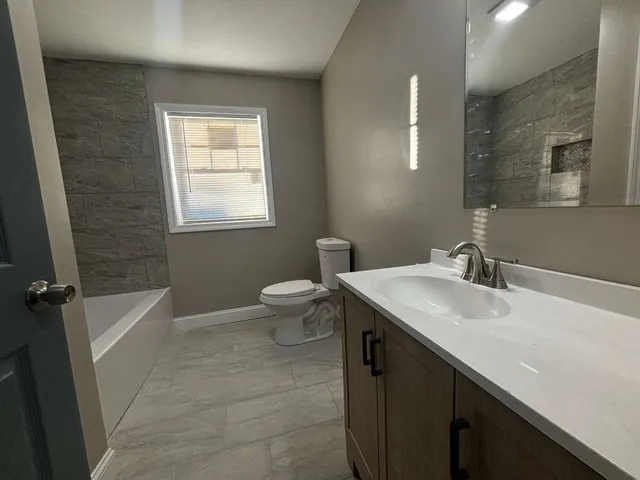 $2,800 | 375 Public Street, Unit 3, Providence, RI 02905