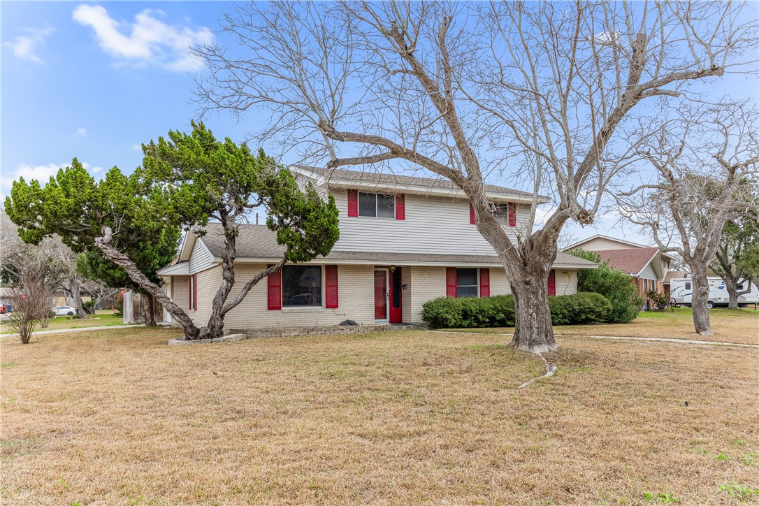 103 Park Place Portland, TX 78374 - Photo 2 of 39