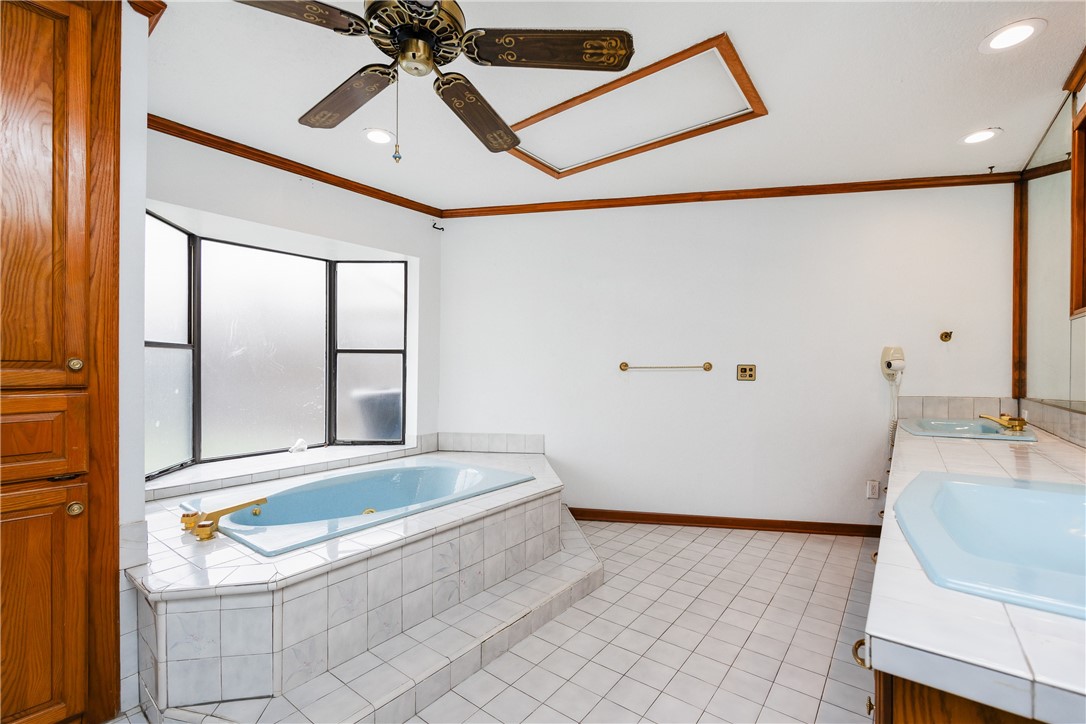 103 Park Place Portland, TX 78374 - Photo 21 of 39