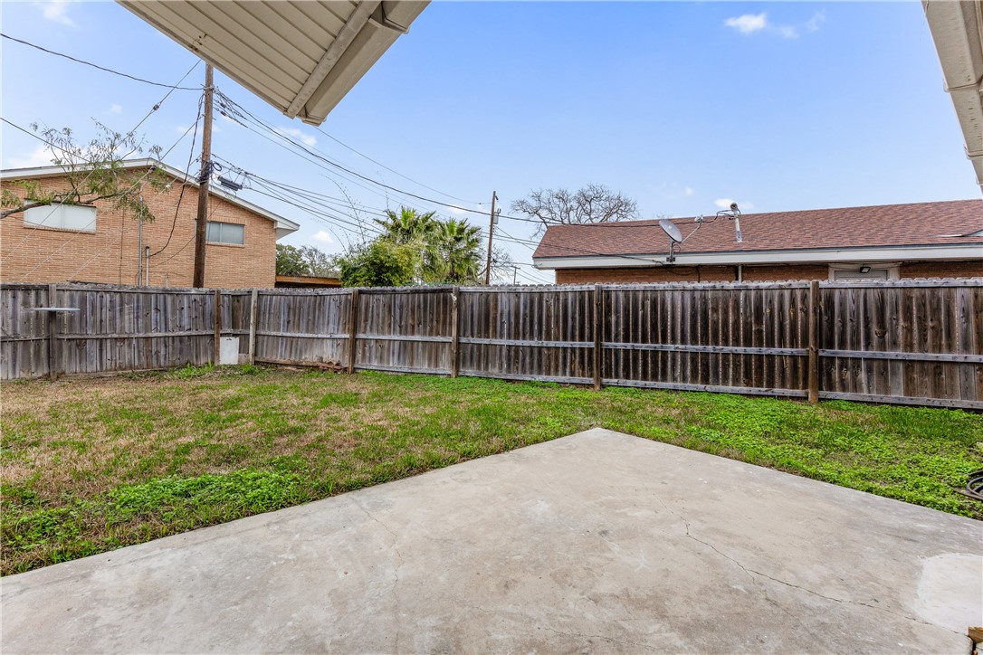 103 Park Place Portland, TX 78374 - Photo 37 of 39