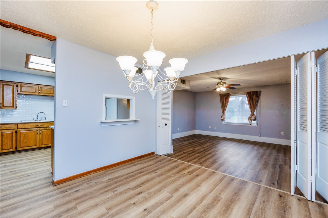 103 Park Place Portland, TX 78374 - Photo 9 of 39