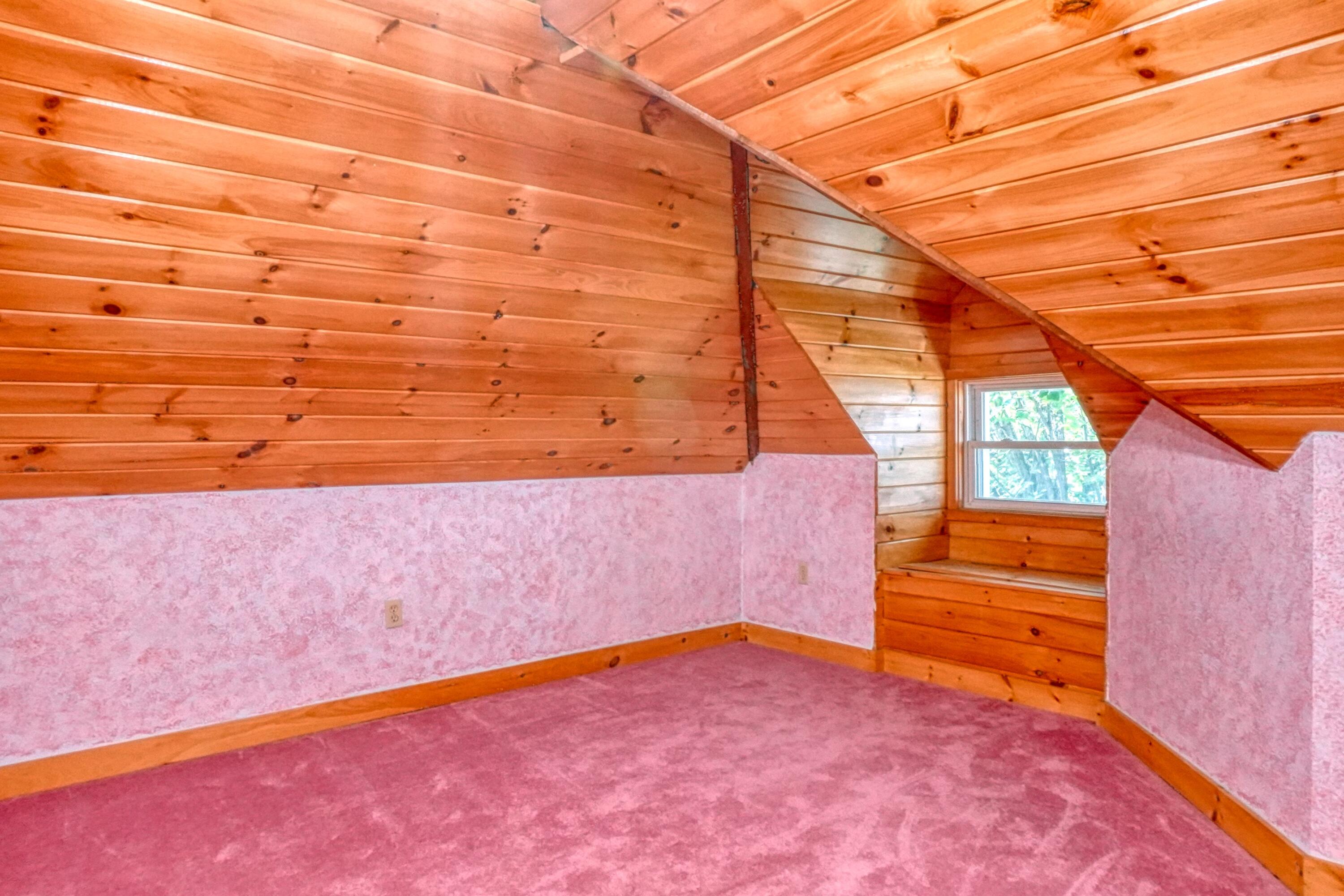 36 Silver Street Waterville, ME 04901 - Photo 28 of 37 3rd Floor-Room 2