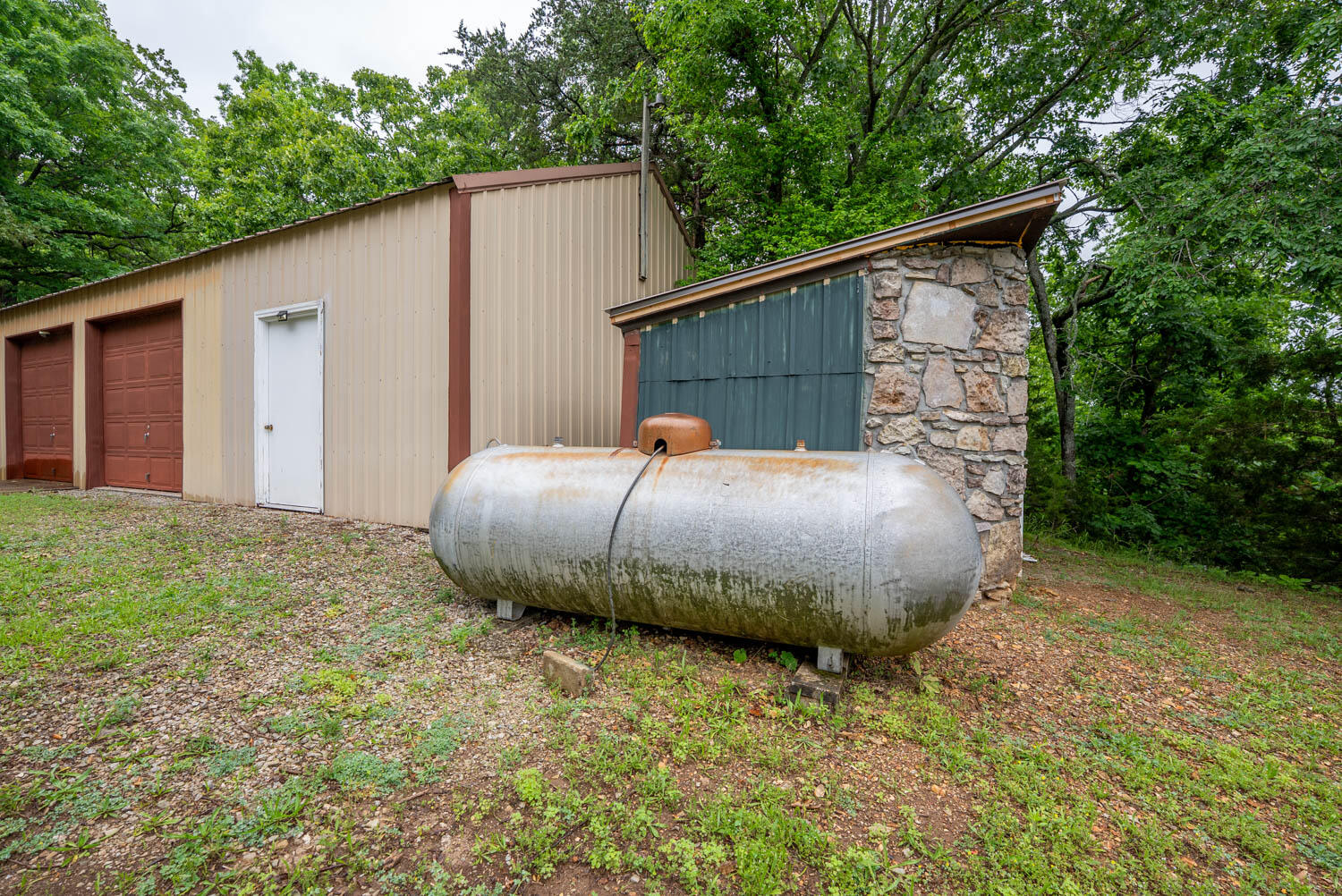 15 Aspen Road Galena, MO 65656 - Photo 31 of 46 Fixer upper on 2.79 acres with a lake vi