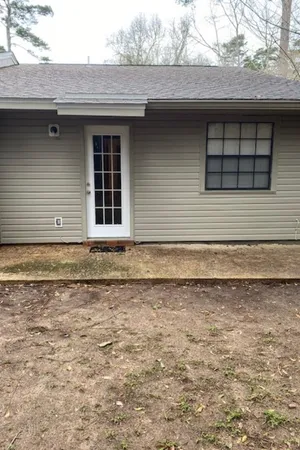 $1,325 | 177 Whetherbine Way West, Tallahassee, FL 32301