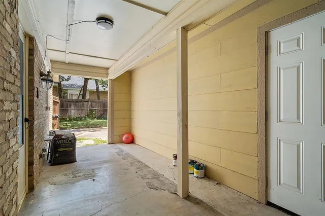 $415,000 | 6736 Starnes Road, North Richland Hills, TX 76182