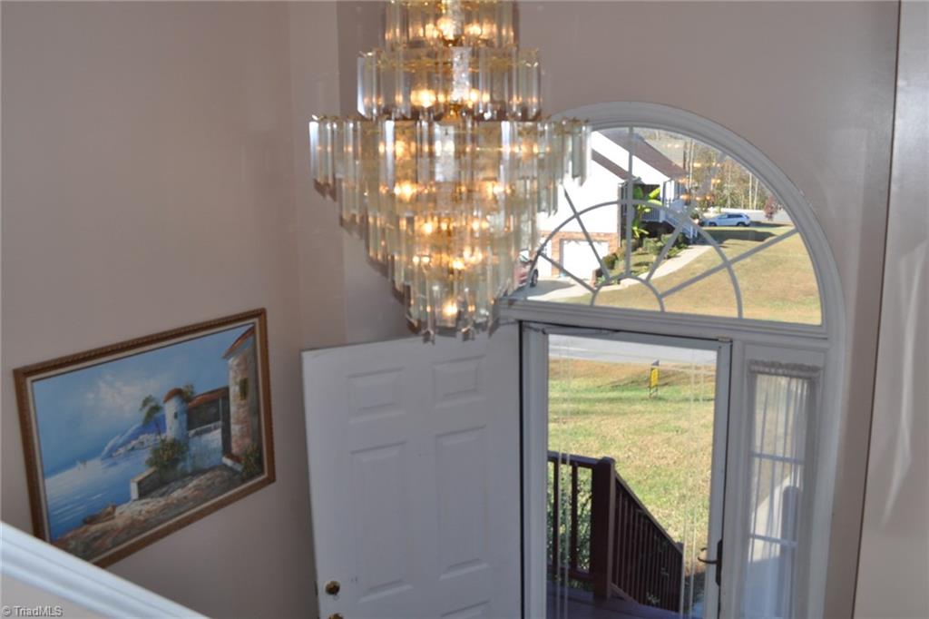371 Sunset Ridge Lane Lexington, NC 27295 - Photo 5 of 21 Gallery Image 5