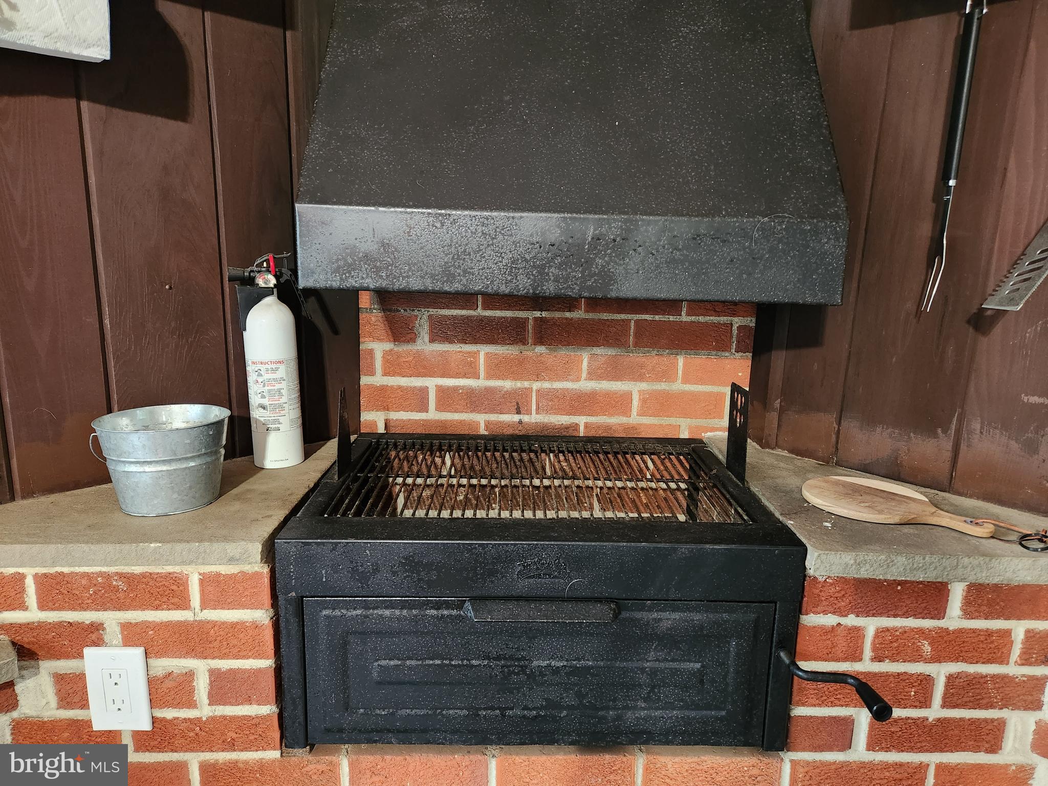 319 Ashbourne Road Claymont, DE 19703 - Photo 13 of 31