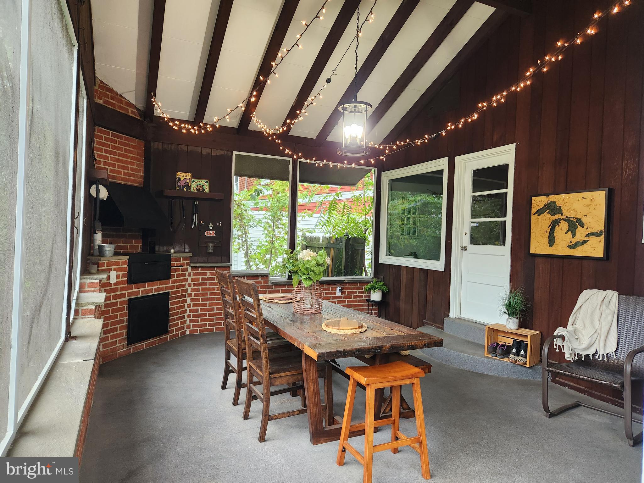 319 Ashbourne Road Claymont, DE 19703 - Photo 8 of 31