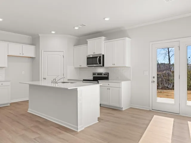 $394,990 | 122 Hughes Pl Drive, Dawsonville, GA 30534