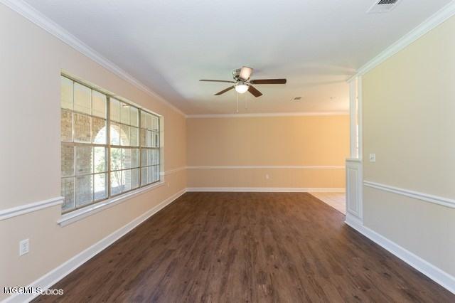 6724 Nutbank Road Moss Point, MS 39562 - Photo 5 of 21 06_6724NUTBANKRD_2006_Custom_Resized_433