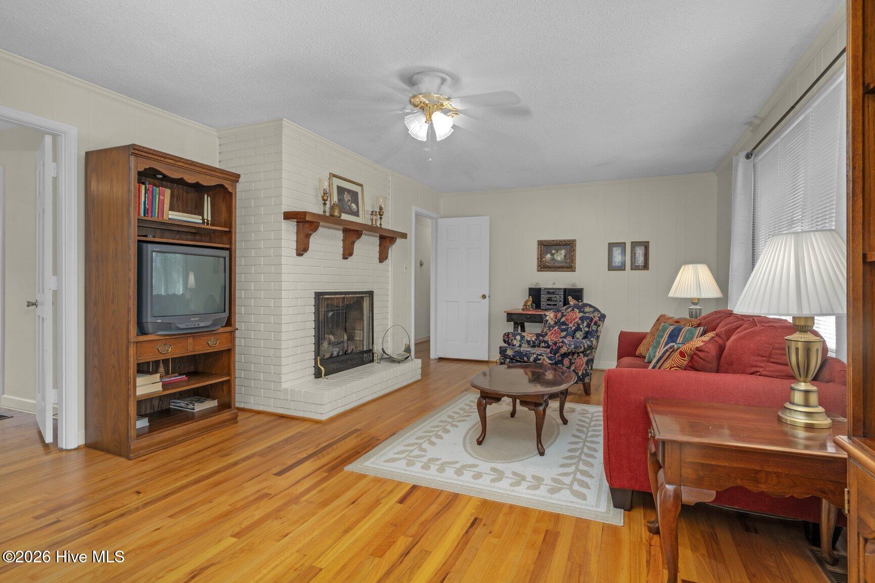3304 Hawthorne Road Rocky Mount, NC 27804 - Photo 15 of 36 Den w/ F/P
