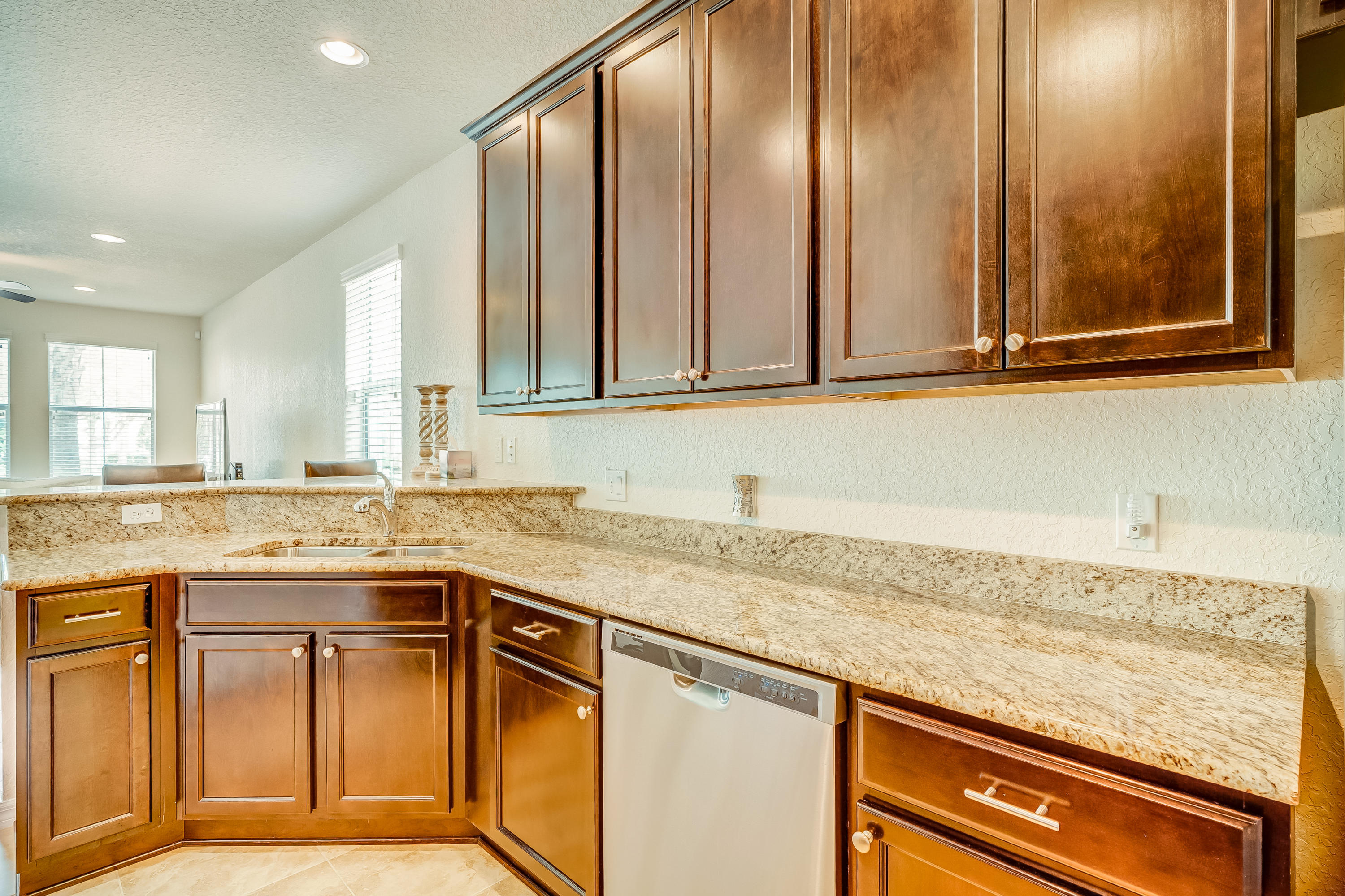 1156 South Community Drive Jupiter, FL 33458 - Photo 13 of 37 Kitchen