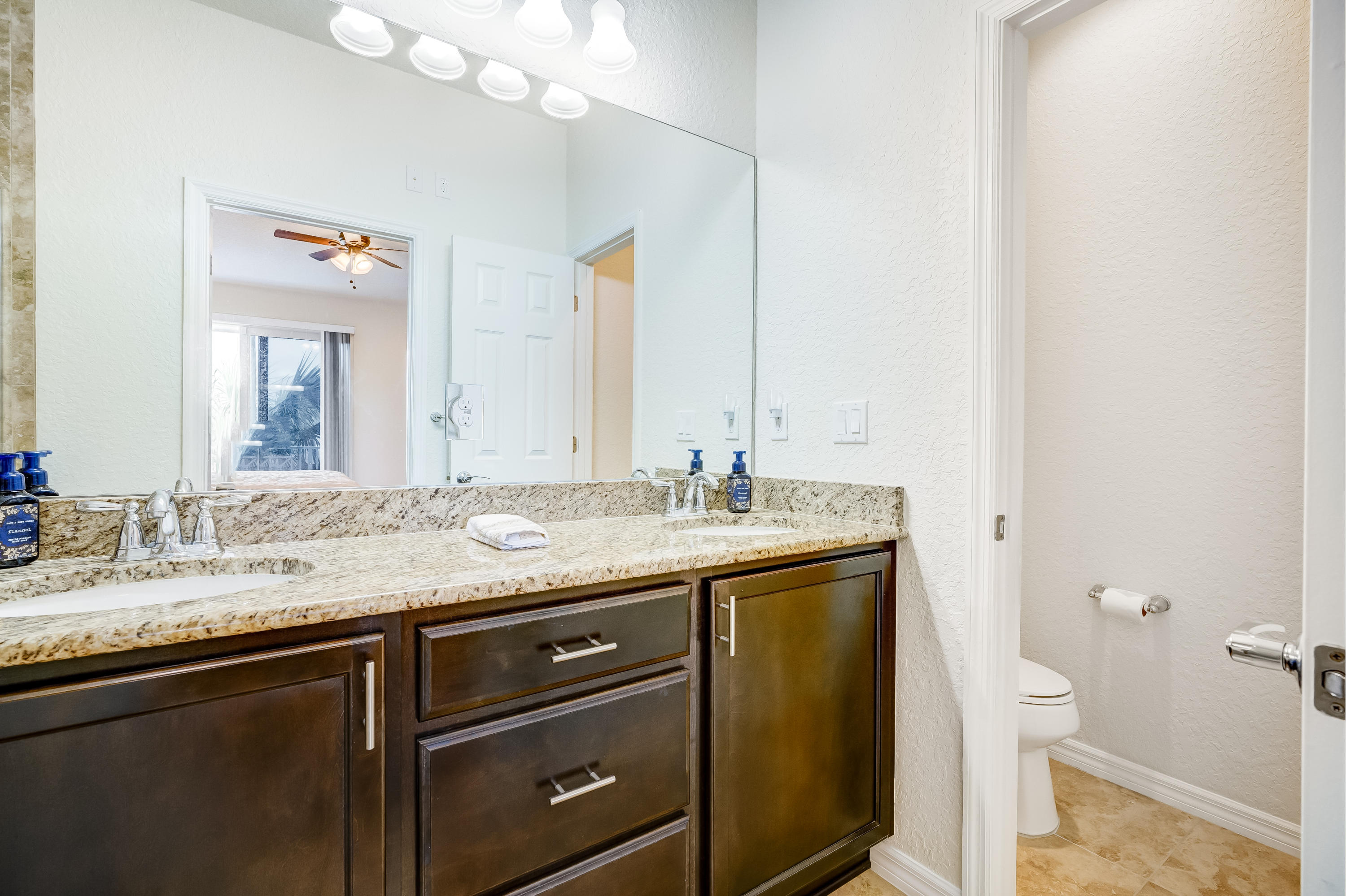 1156 South Community Drive Jupiter, FL 33458 - Photo 22 of 37 Master bath
