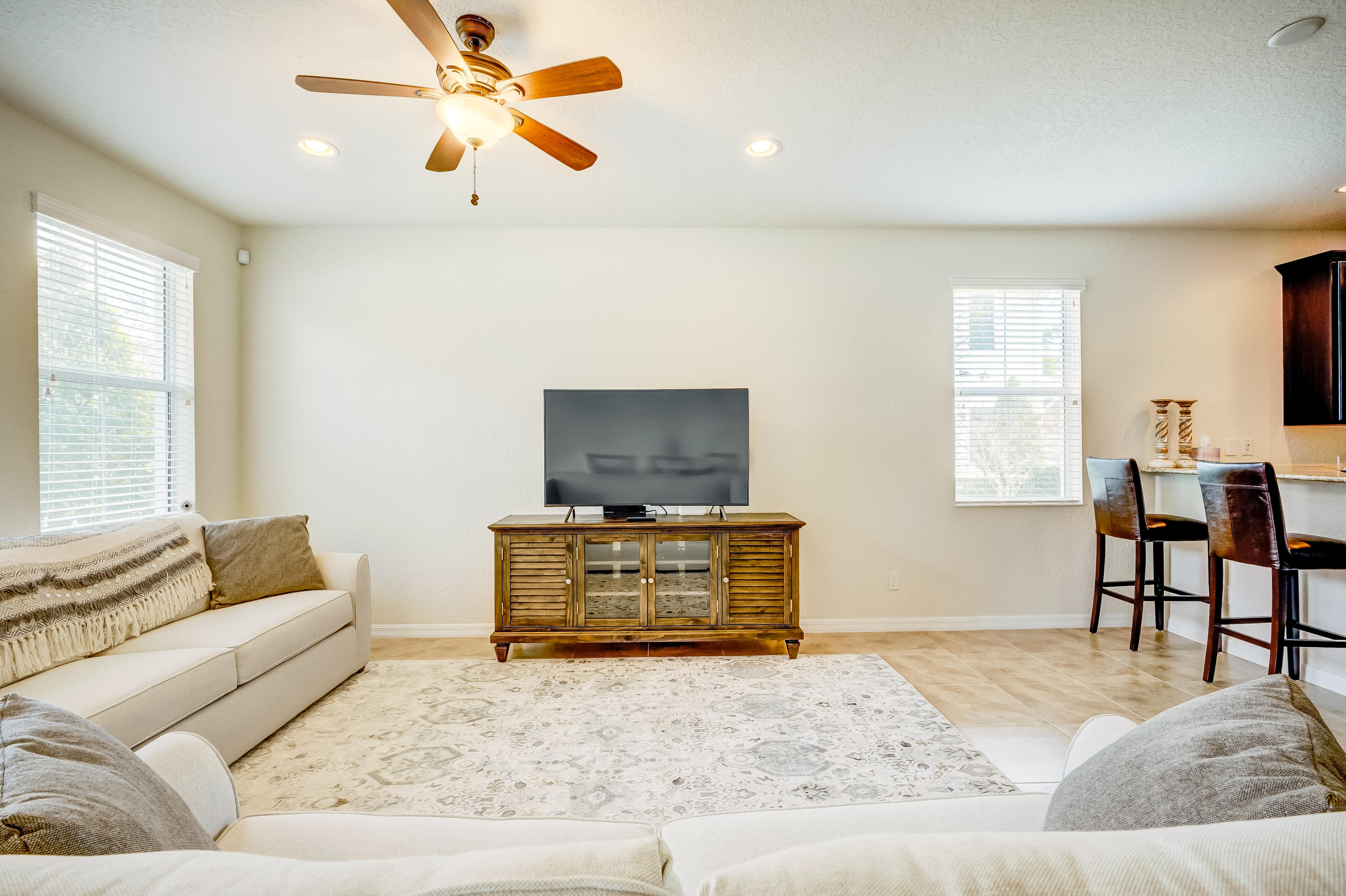 1156 South Community Drive Jupiter, FL 33458 - Photo 9 of 37 21_untitled (21)