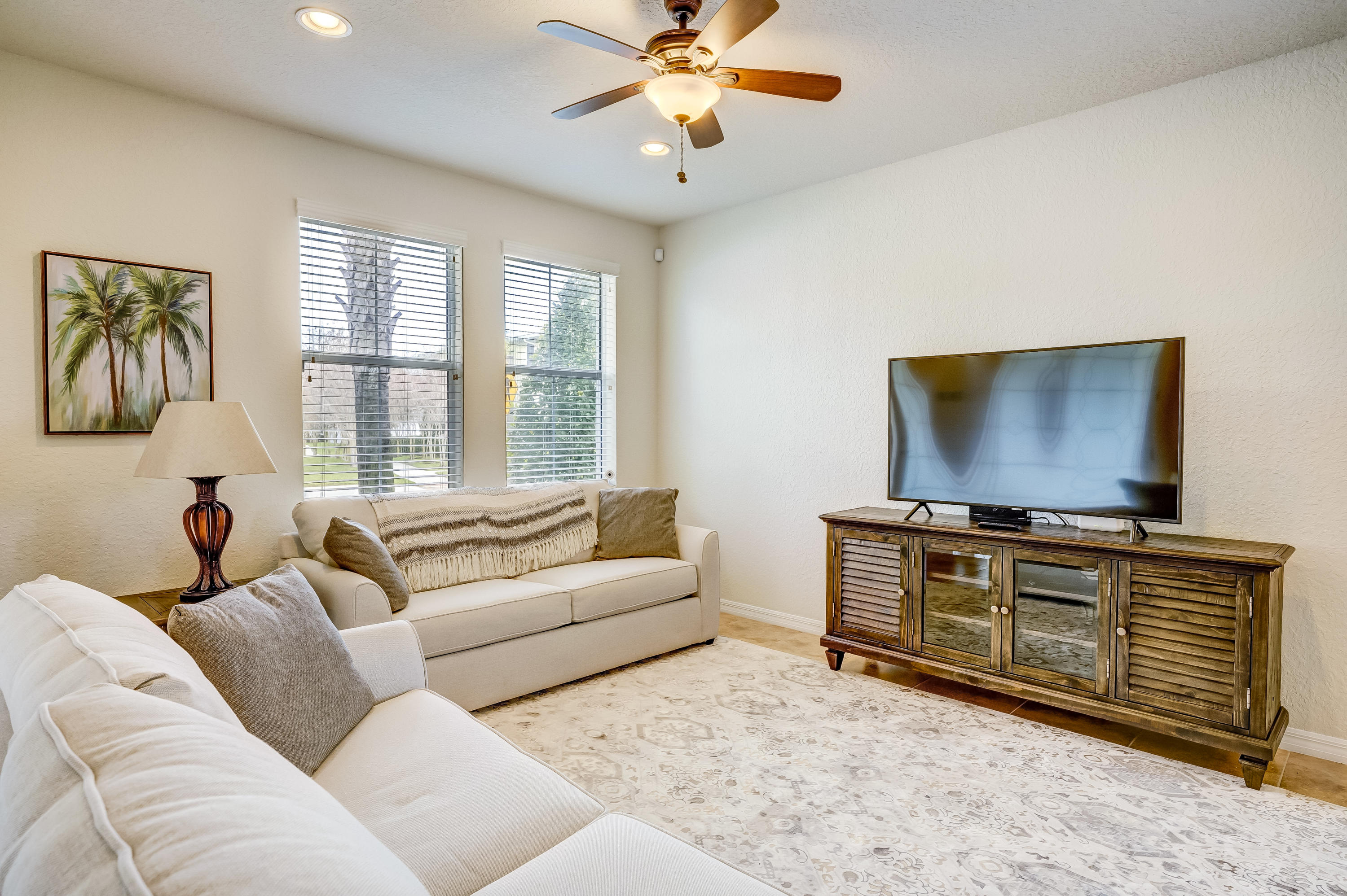 1156 South Community Drive Jupiter, FL 33458 - Photo 10 of 37 Living room