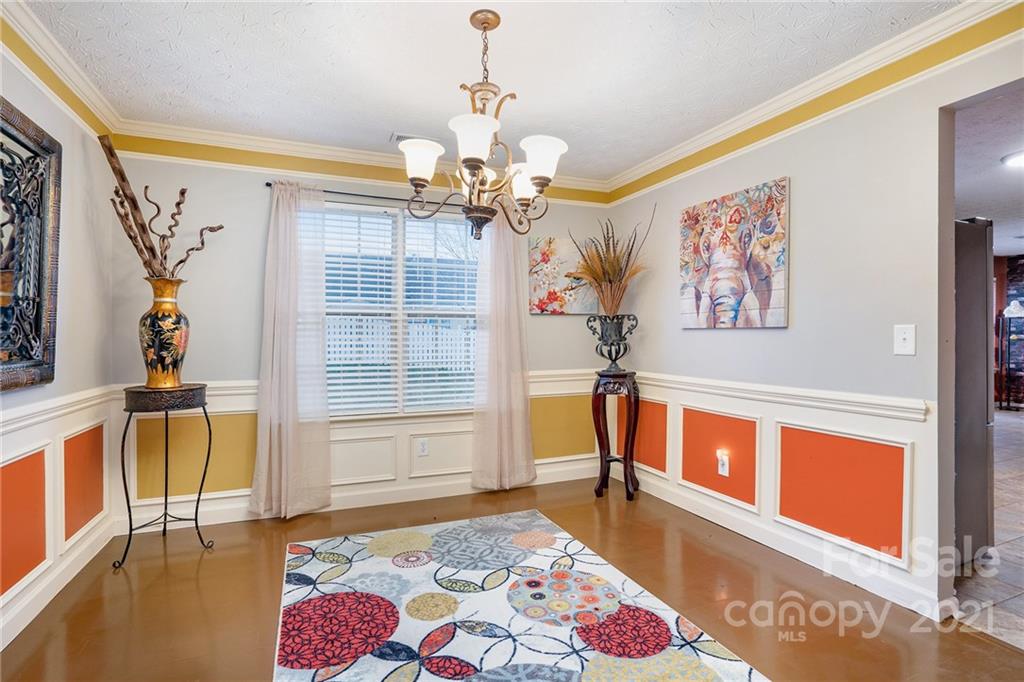 747 Reigate Road Charlotte, NC 28262 - Photo 6 of 23