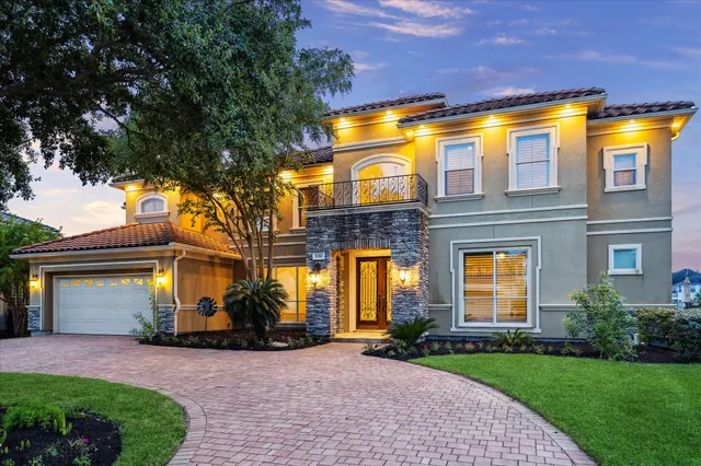 $1,588,000 | 2050 Diamond Springs Drive, Houston, TX 77077