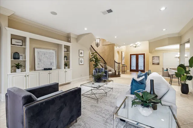 $1,588,000 | 2050 Diamond Springs Drive, Houston, TX 77077