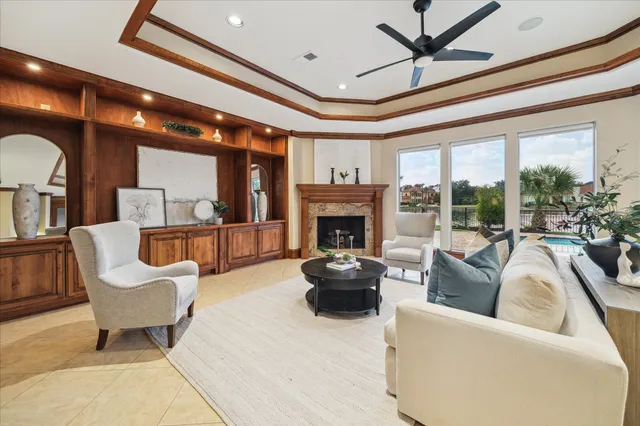 $1,588,000 | 2050 Diamond Springs Drive, Houston, TX 77077