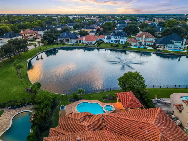 $1,588,000 | 2050 Diamond Springs Drive, Houston, TX 77077