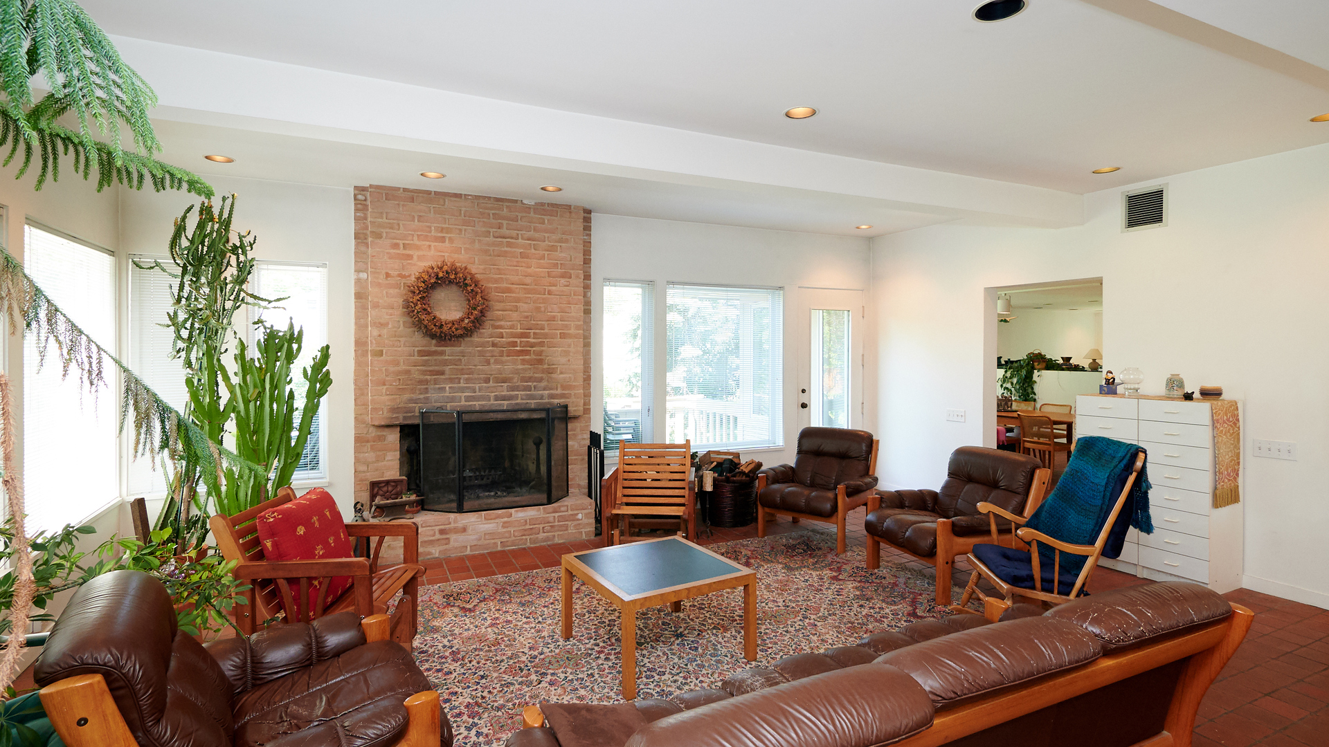 211 Parkview Road Riverside, IL 60546 - Photo 17 of 43