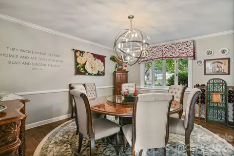 $634,900 | 560 11th Ave Circle Northwest, Hickory, NC 28601