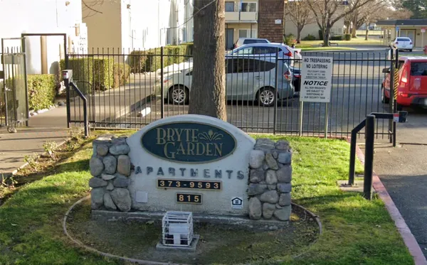 $1,526 | 815 Bryte Avenue, West Sacramento, CA 95605