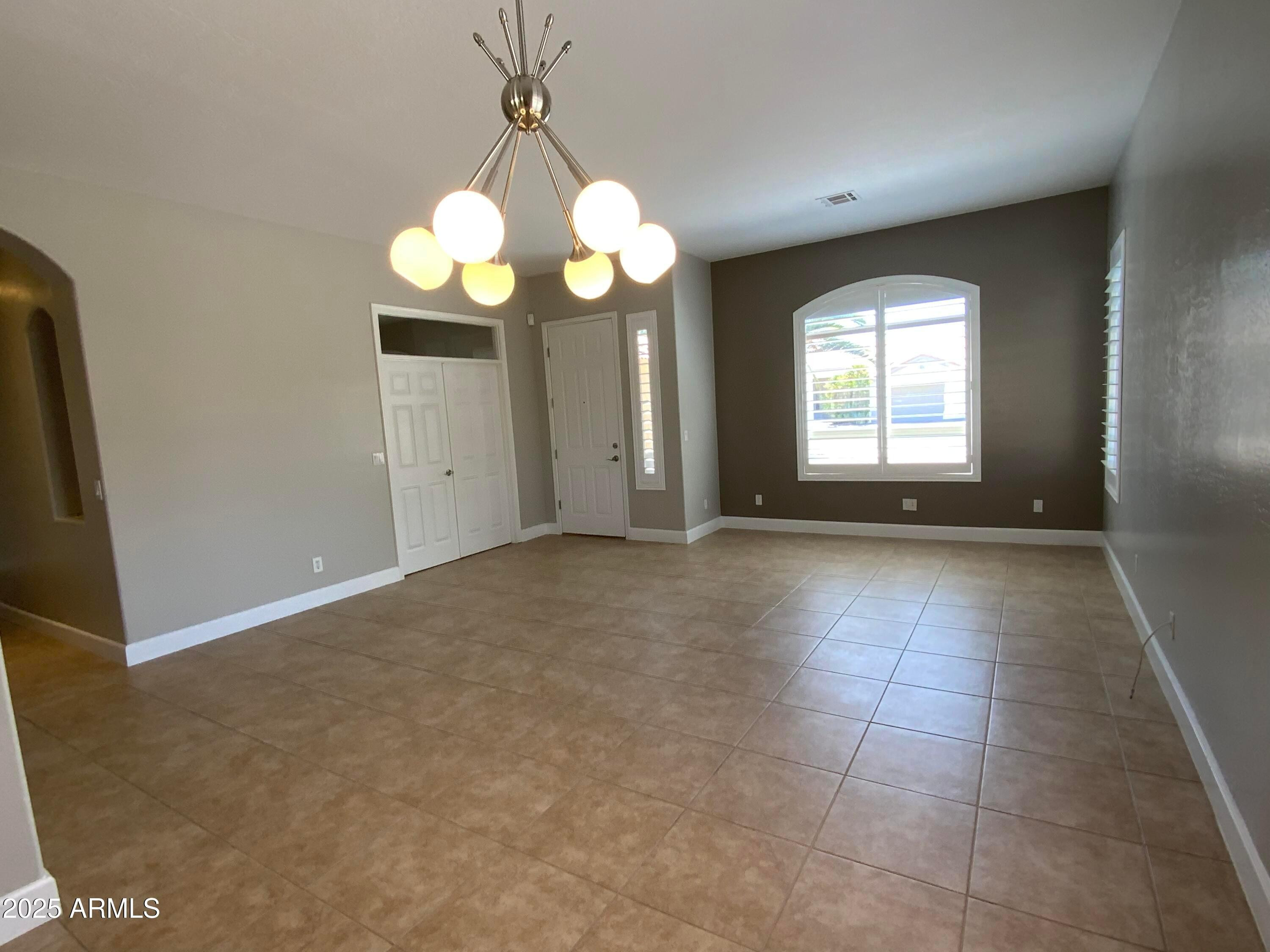 6204 East Phelps Road Scottsdale, AZ 85254 - Photo 4 of 26 Photo #4