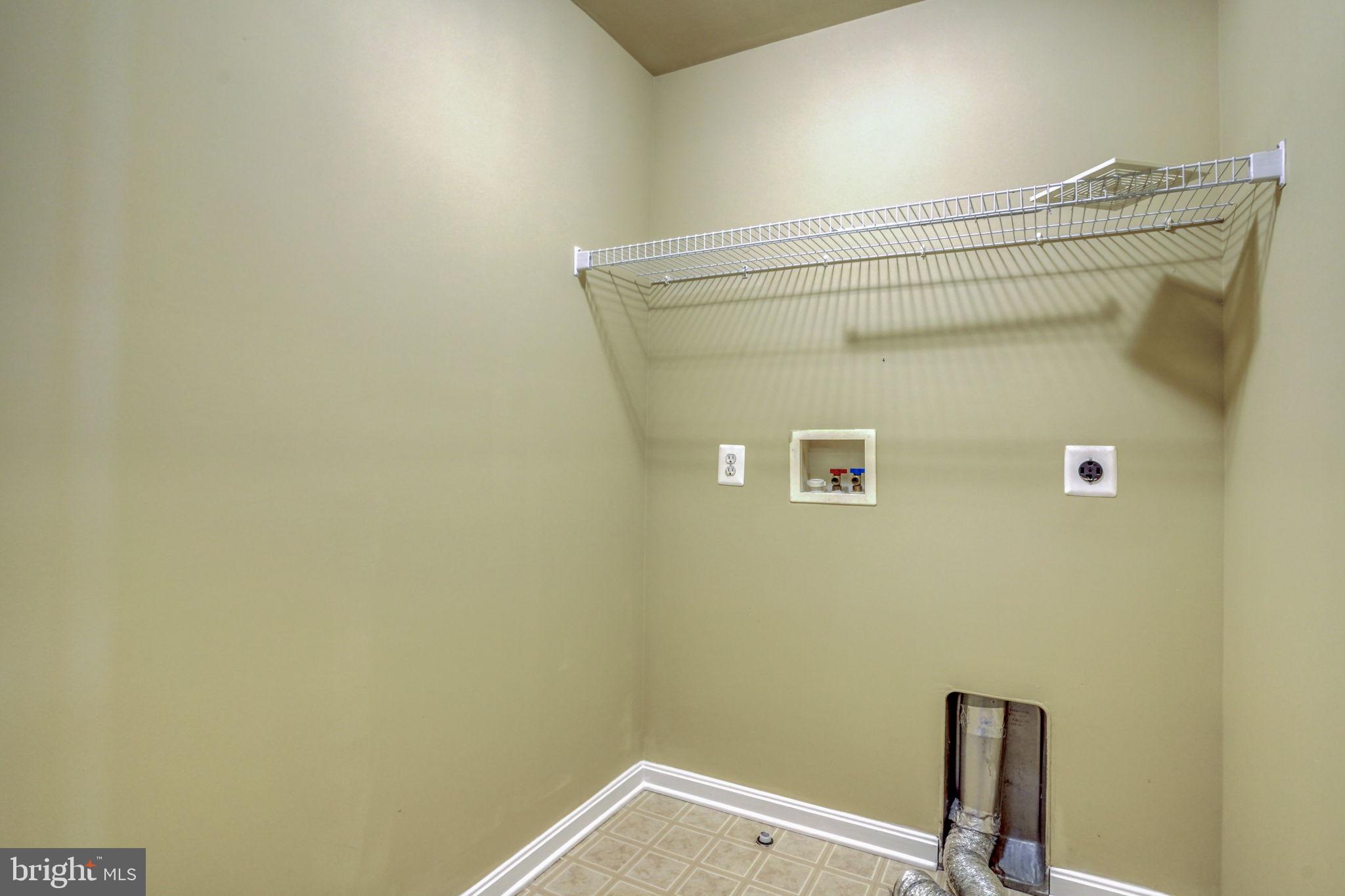 305 Appleby School Road Cambridge, MD 21613 - Photo 44 of 53 a view of a small space