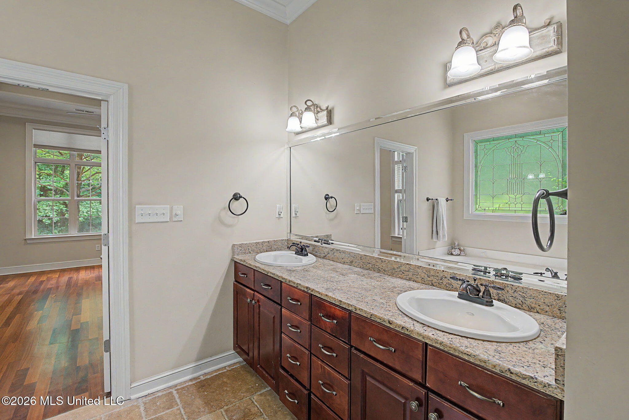 8 Crockett Loop Hernando, MS 38632 - Photo 18 of 50 Primary Bathroom b