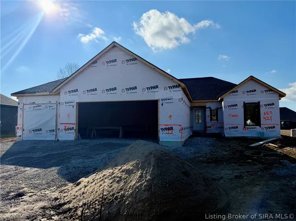 $324,900 | 13946 Deer Run Trace, Unit LOT 421, Floyds Knobs, IN 47143