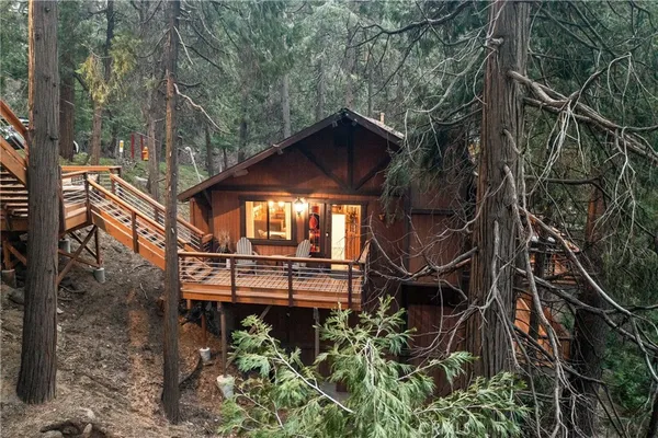 $494,000 | 24166 Cresta Drive, Crestline, CA 92325