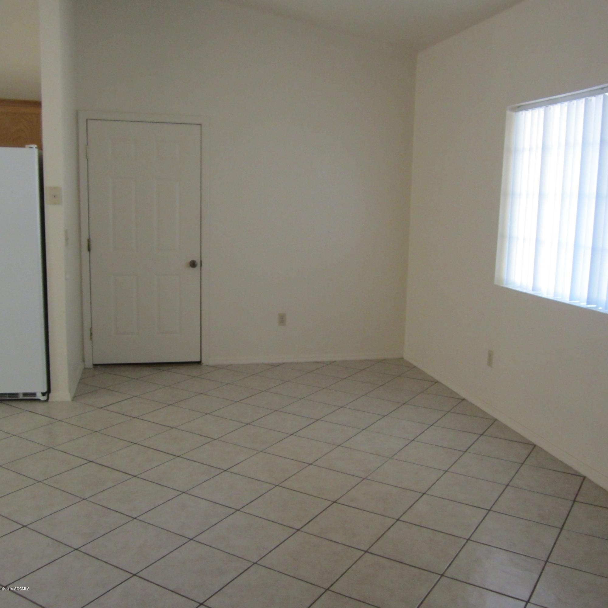 431 North Adams Street Nogales, AZ 85621 - Photo 6 of 14
