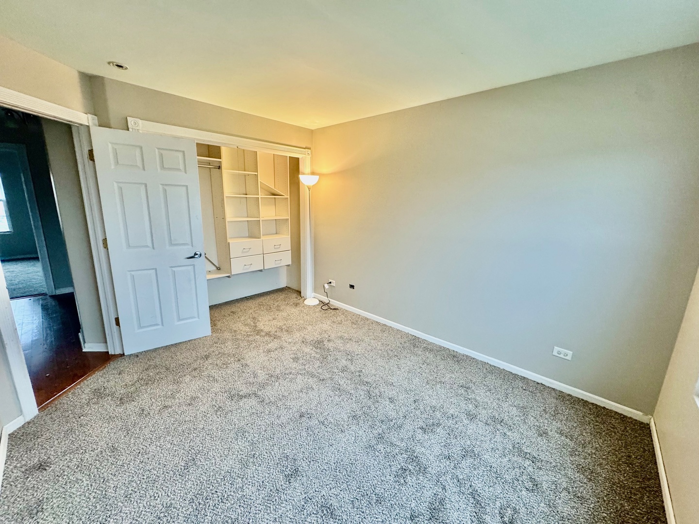516 Chestnut Lane Peotone, IL 60468 - Photo 21 of 27 an empty room with windows